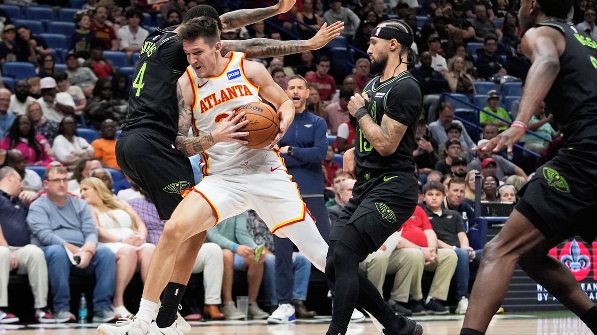 Krejčí trefil sedm trojek z deseti a pomohl Atlantě k výhře nad New Orleans